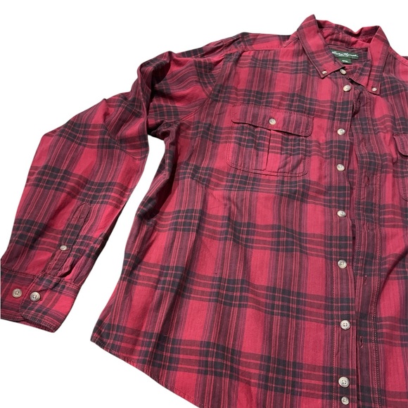 Eddie Bauer Black and Red Checkered Long Sleeve Button Down Shirt for Men - Picture 3 of 4